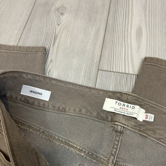 TORRID Denim Brown Wash Ankle Jeans Skinny Leg Stretch Size 18R - Picture 4 of 13